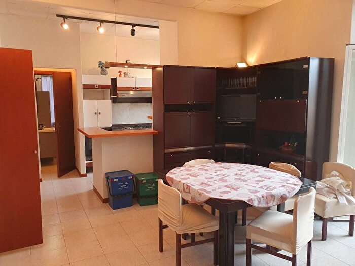 Appartamento bilocale in affitto in Laveno, LavenoMombello