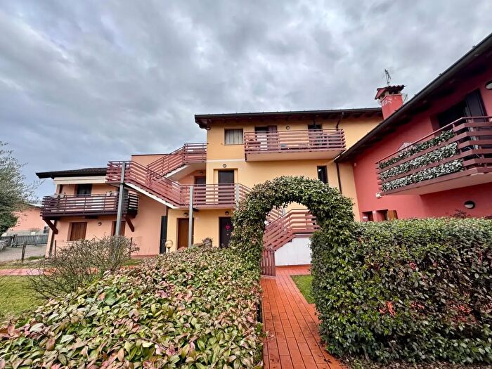 Appartamento trilocale in vendita in Via San Gottardo, Udine