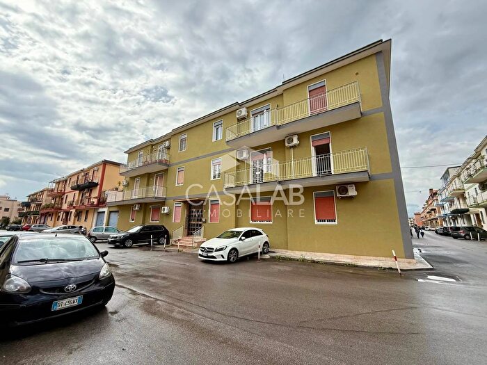 Appartamento quadrilocale in vendita in Via Niccolò Candela, Palermo