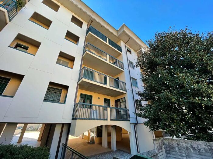 Appartamento quadrilocale in vendita in Verona