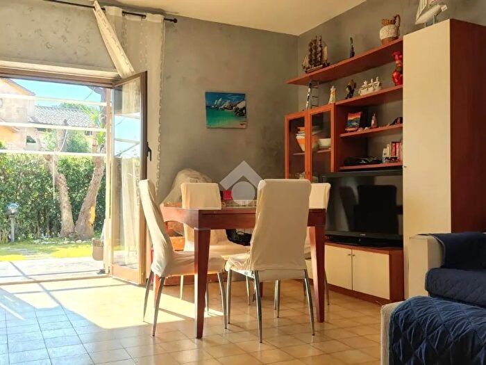 Appartamento bilocale in vendita in Via Mantegna, Santa Marinella