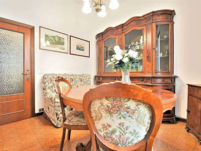 Appartamento quadrilocale in vendita in Via Piave, Lizza Camollia, Siena