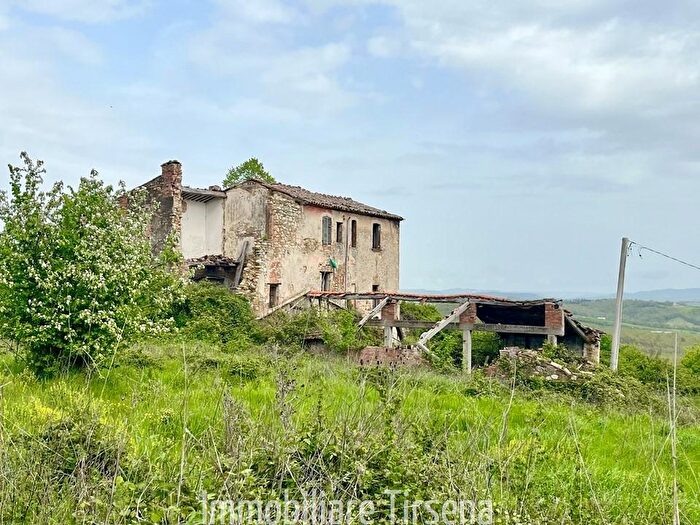 Casa con 10 locali in vendita in Orvieto