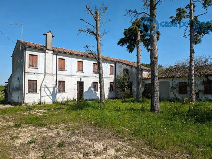 Casa quadrilocale in vendita in San Martino Di Venezze