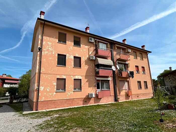 Appartamento con 5 locali in vendita in Via Piave, Lestizza