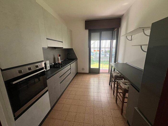 Appartamento quadrilocale in affitto in Via Custoza, Forette, Vigasio