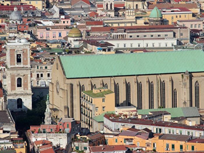 Appartamento bilocale in affitto in Vico San Geronimo dei Ciechi, Centro Storico, Napoli