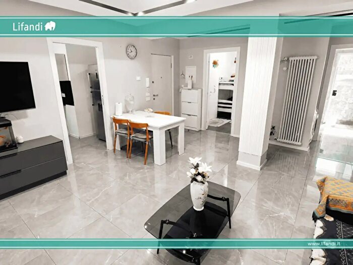 Appartamento quadrilocale in vendita in Via Pietralba Weißensteiner Straße, Bolzano