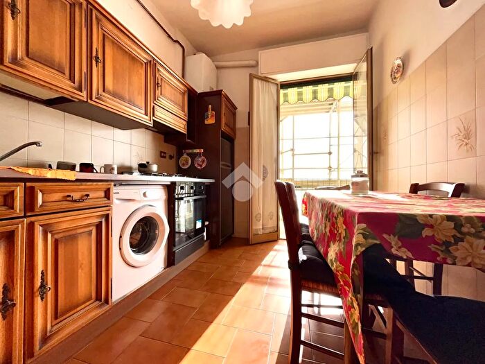 Appartamento quadrilocale in vendita in Via Luigi Caldieri, Firenze