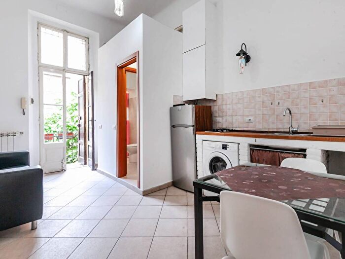 Appartamento bilocale in affitto in Via Giordano Bruno, Paolo Sarpi, Milano