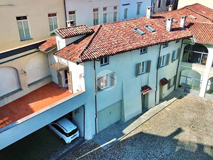 Casa con 6 locali in vendita in Via Cavalieri di Vittorio Veneto, Avigliana