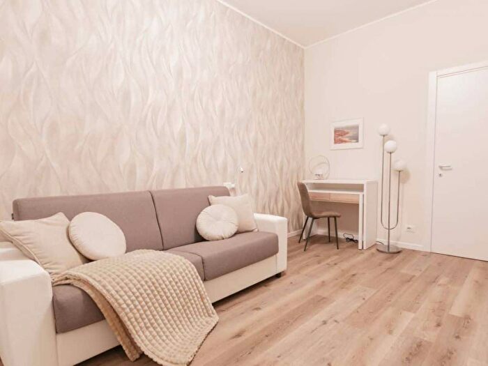 Appartamento trilocale in affitto in Via Ambrogio Campiglio, Città Studi, Milano