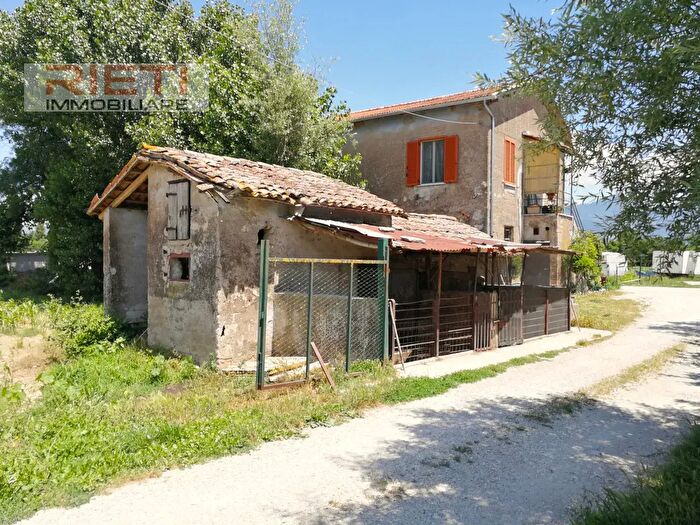 Casa quadrilocale in vendita in Via Montisola, Contigliano