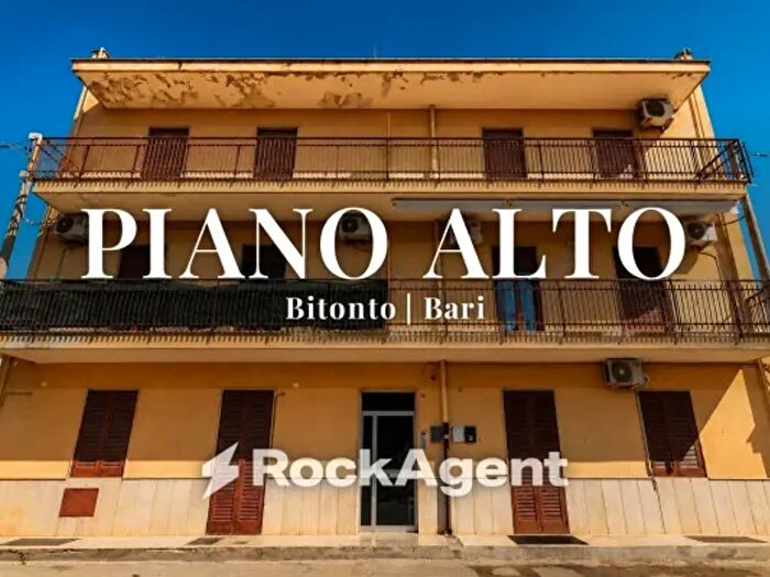 Appartamento trilocale in vendita in Via Caprera, Bitonto
