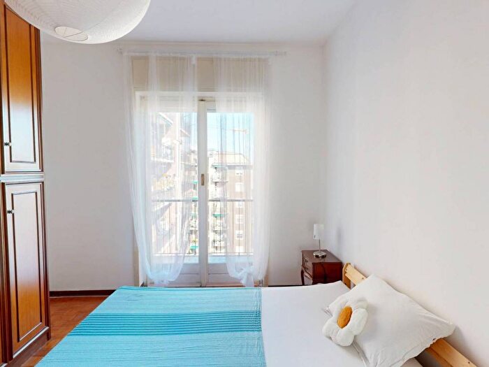 Appartamento trilocale in affitto in Via Privata Piero Martinetti, Piazzale Siena, Milano