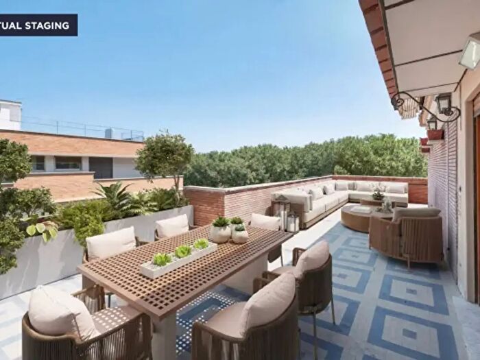 Appartamento con 6 locali in vendita in Via Accademia Tiberina, Roma