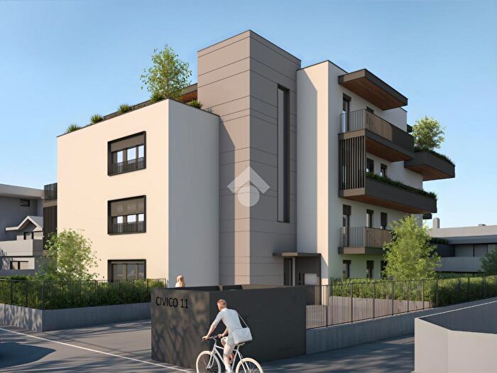 Appartamento trilocale in vendita in Via della Fossa, Arco