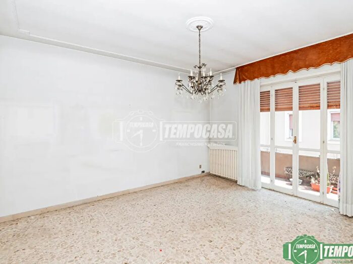 Appartamento trilocale in vendita in Via Cavour d, San Giuliano Milanese