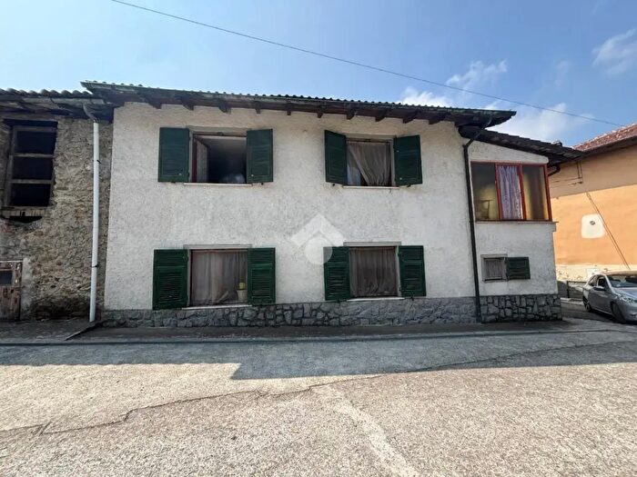 Appartamento quadrilocale in vendita in Vicolo Pratoverde, Arquata Scrivia