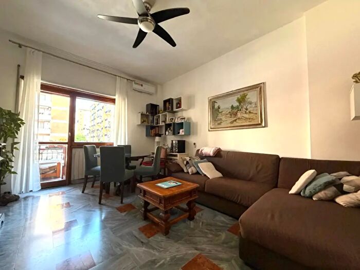 Appartamento quadrilocale in vendita in Via Valdorcia, Firenze