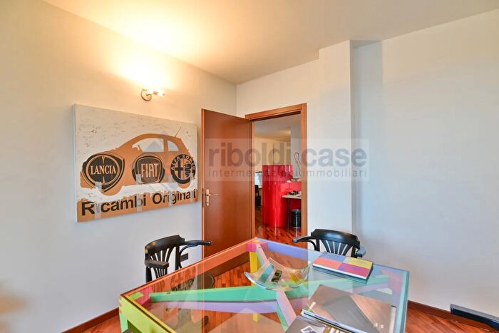 Case in Vendita e in Affitto - 3