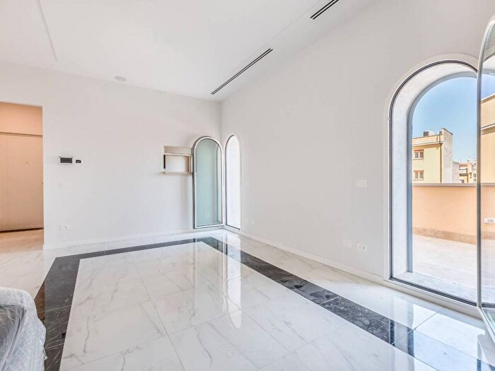 Appartamento quadrilocale in affitto in Piazza Fiume, Salario Porta Pia, Roma
