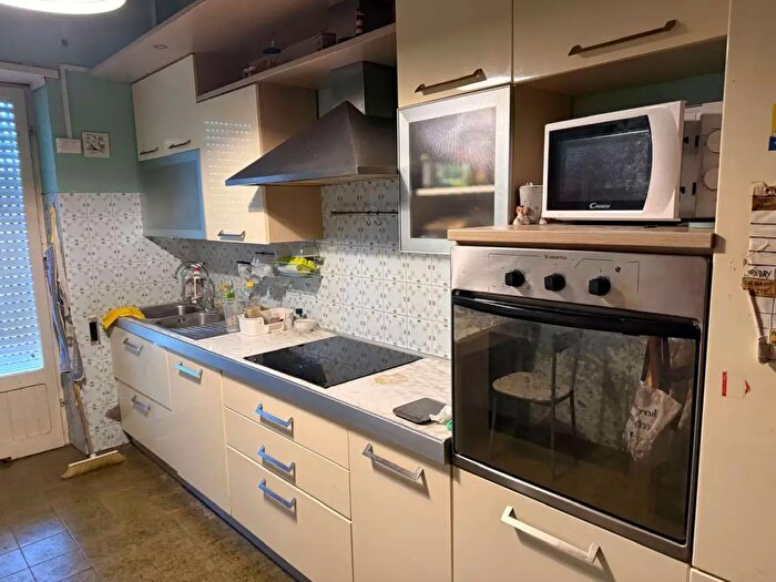 Appartamento con 5 locali in affitto in Via Vincenzo Ferrarelli, Frosinone