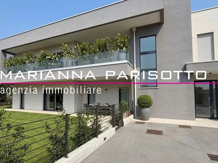 Appartamento quadrilocale in vendita in Via Bassanese, Romano D'Ezzelino