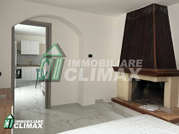 Casa bilocale in affitto in Piazza Giacomo Matteotti, Centro Storico Corso Trieste, Caserta