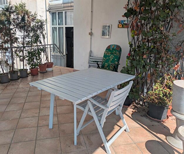 Appartamento quadrilocale in vendita in Via Guttuari, Asti