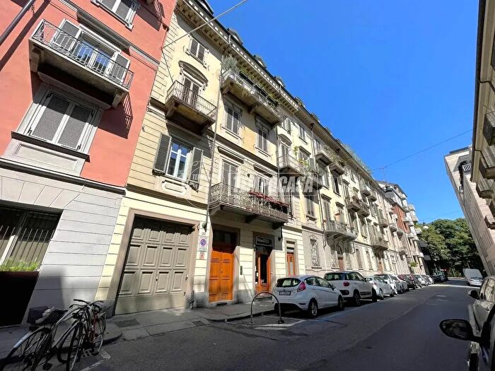 Appartamento monolocale in vendita in Via Silvio Pellico, Torino