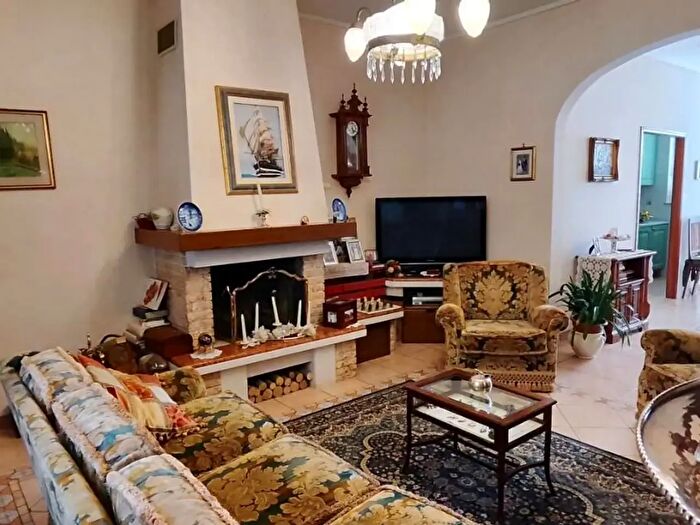 Appartamento con 5 locali in vendita in Montopoli In Val D'Arno