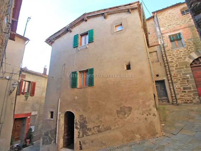 Casa quadrilocale in vendita in Via dell'Olmo, Sinalunga