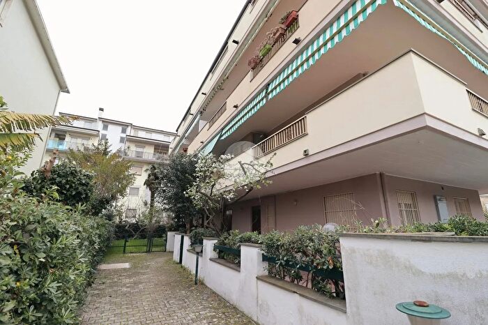Appartamento trilocale in vendita in Via Risorgimento, Silvi