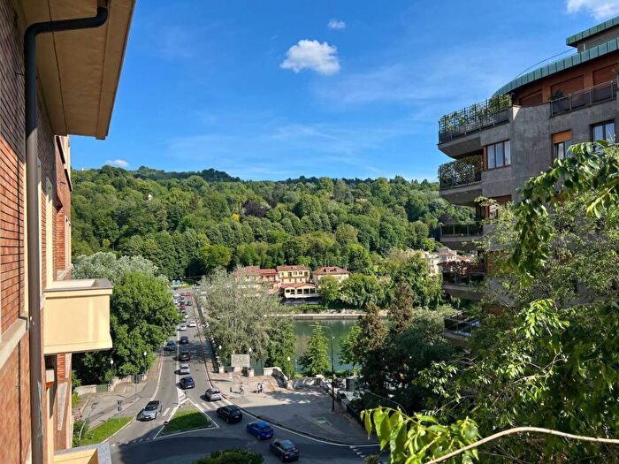 Appartamento trilocale in affitto in Corso Dante, San Salvario Dante, Torino