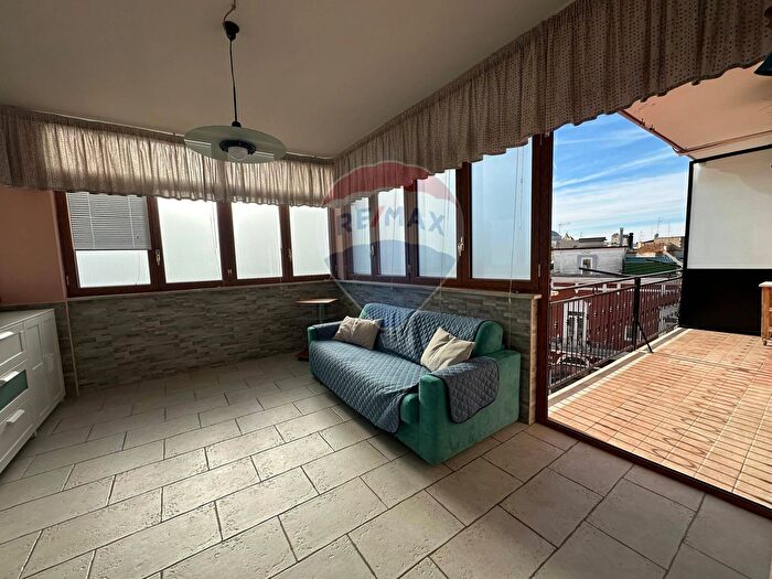 Appartamento bilocale in vendita in Via della Stazione, Bari