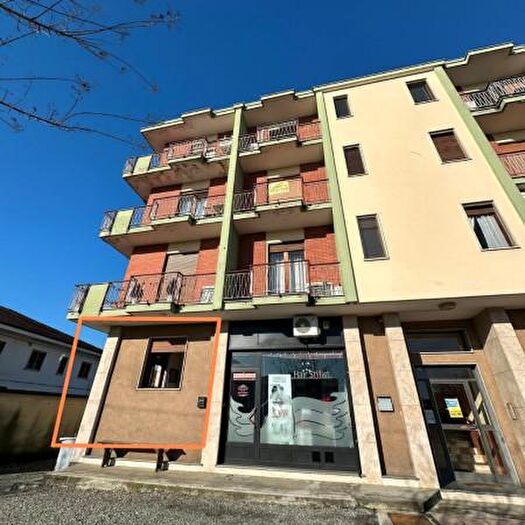 Appartamento trilocale in vendita in Via Vincenzo Buronzo, Carisio