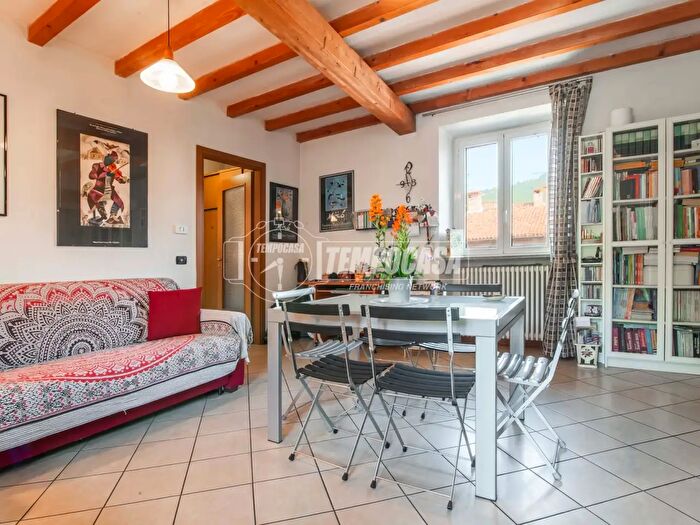 Appartamento bilocale in vendita in Via Milano, Como