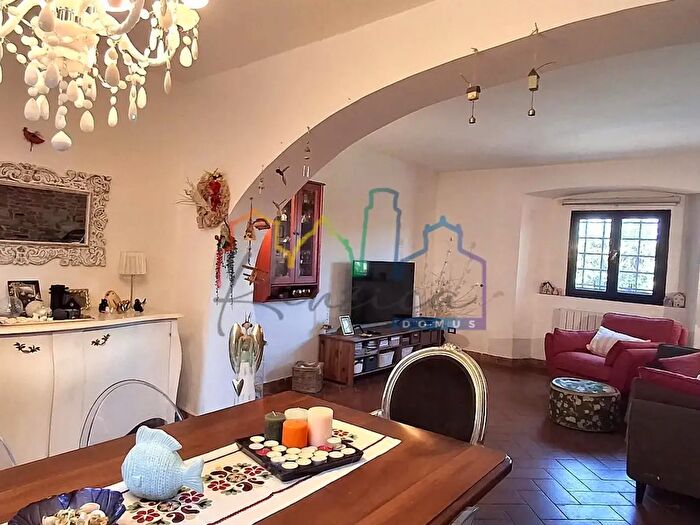 Casa quadrilocale in vendita in San Giuliano Terme