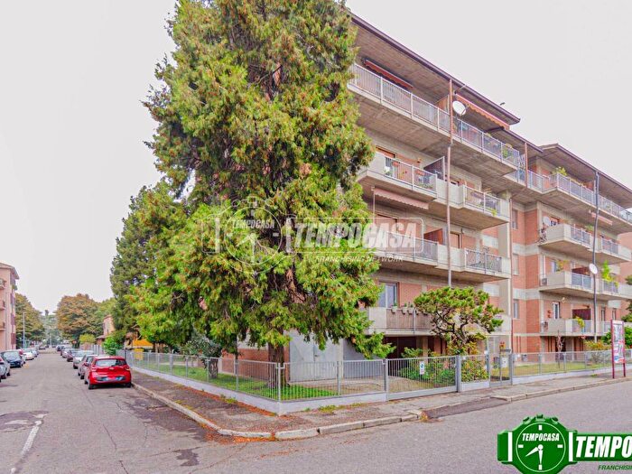 Appartamento trilocale in vendita in Via Carcano, San Giovannino Pompieri, Pavia