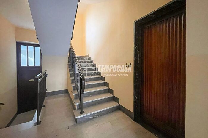 Appartamento bilocale in vendita in Via Bene Vagienna, Torino