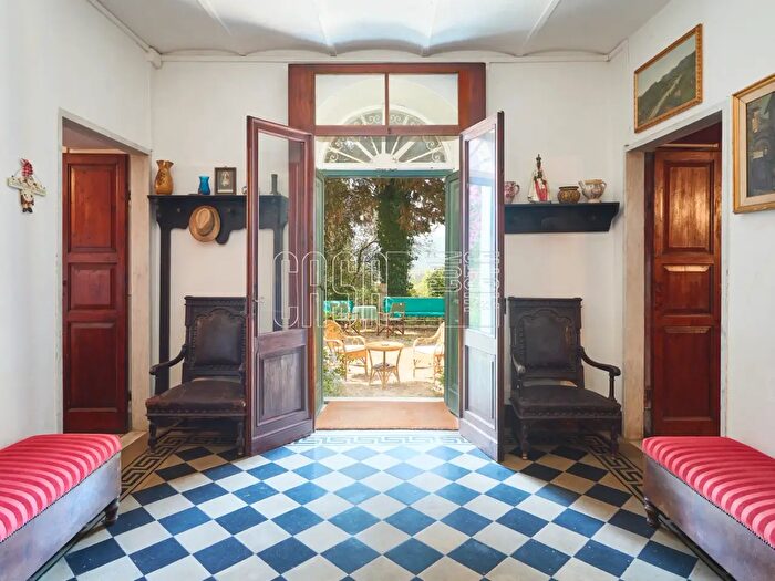 Casa con 20 locali in vendita in Via Monticello, Sarzana