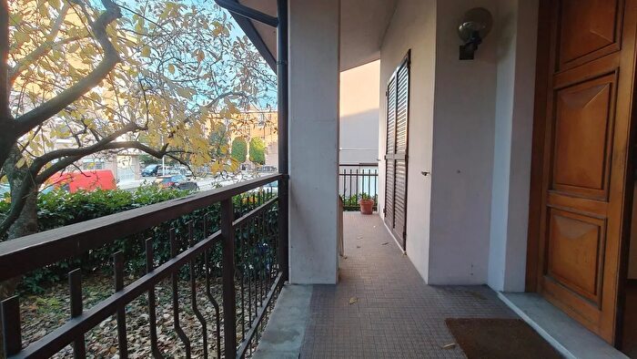 Casa con 7 locali in vendita in Via Leopardi, Carpi