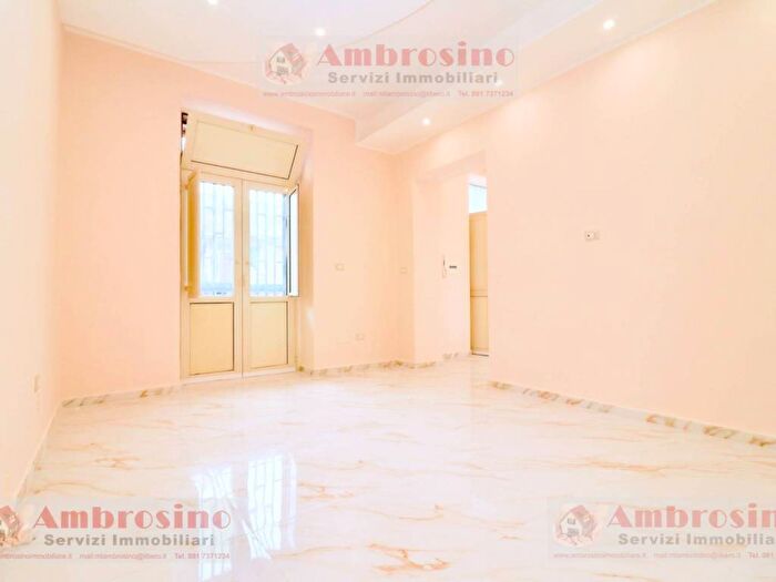 Appartamento bilocale in affitto in Via Marco Rocco, Centro, Casoria