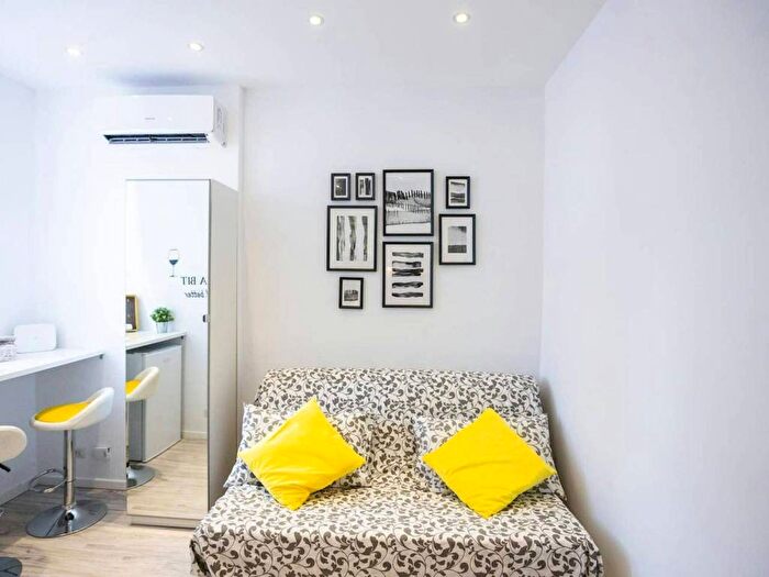 Appartamento monolocale in affitto in Via Guido Guinizelli, Pasteur, Milano