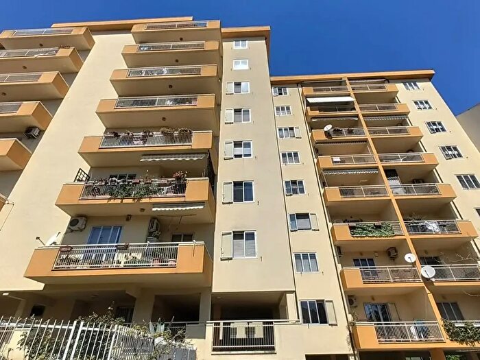 Appartamento con 8 locali in vendita in Viale Giuseppe Spataro, Vasto