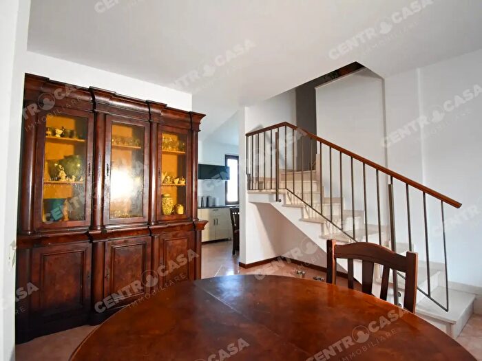 Appartamento con 5 locali in vendita in Via Enrico Fermi, Minerbe