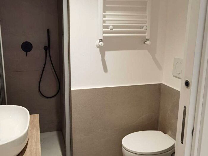 Appartamento trilocale in affitto in Via Valdocco, Libertà, Bari
