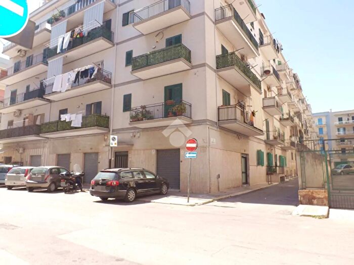 Appartamento trilocale in vendita in Via Giorgio Amendola, Bisceglie