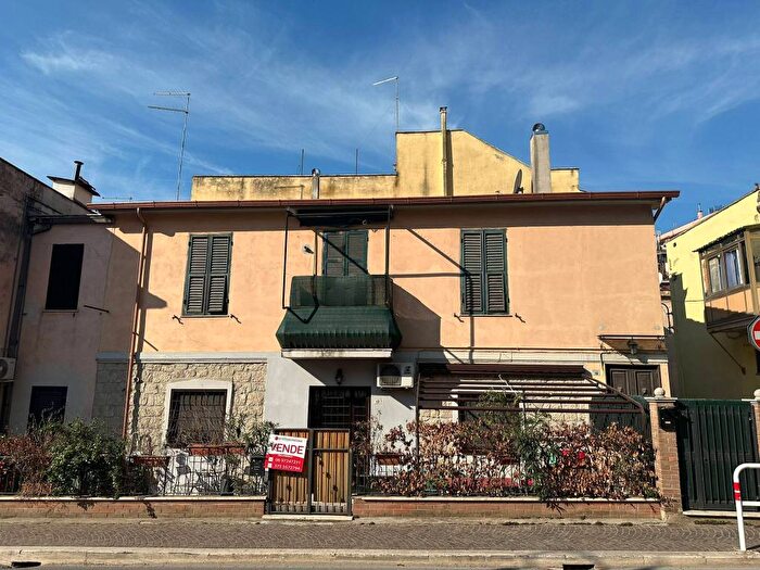 Appartamento bilocale in affitto in Viale Umberto I, Centro, Formello